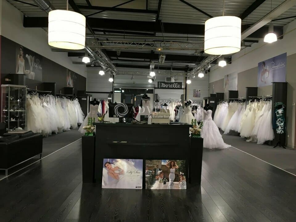 Local commercial · 720 m² · Location — photo 2