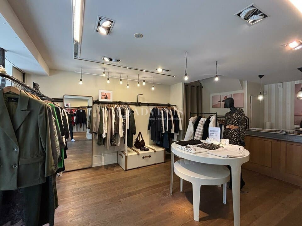 Pret-a-Porter Femme · 58 m² · Cession de bail — photo 3
