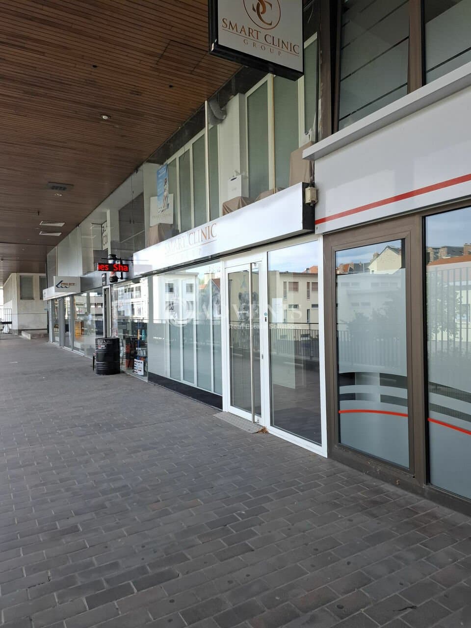 Local commercial · 120 m² · Location — photo 3