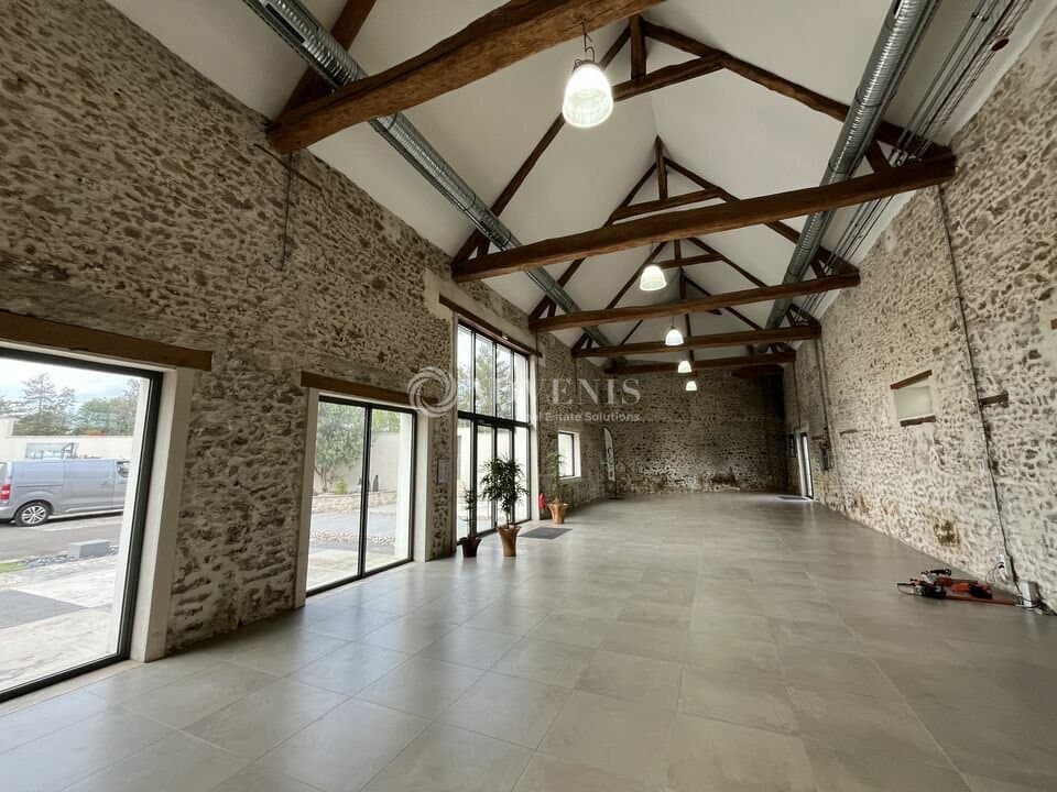 Local commercial · 537 m² · Achat des murs — photo 3