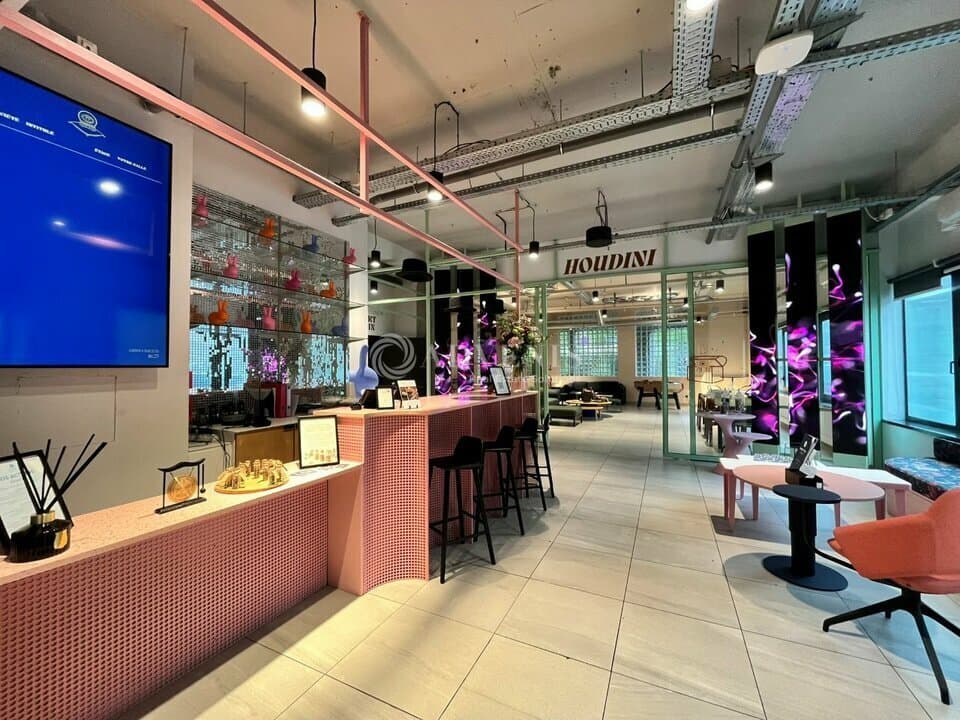 Local commercial · 2754 m² · Location — photo 1
