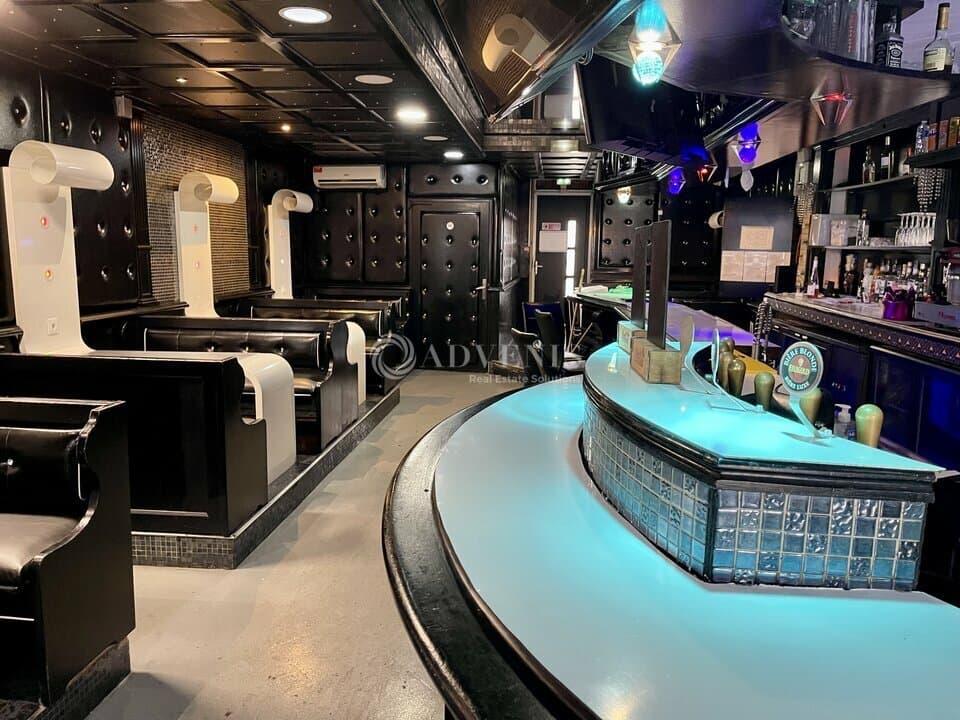 Local commercial · 200 m² · Location — photo 1