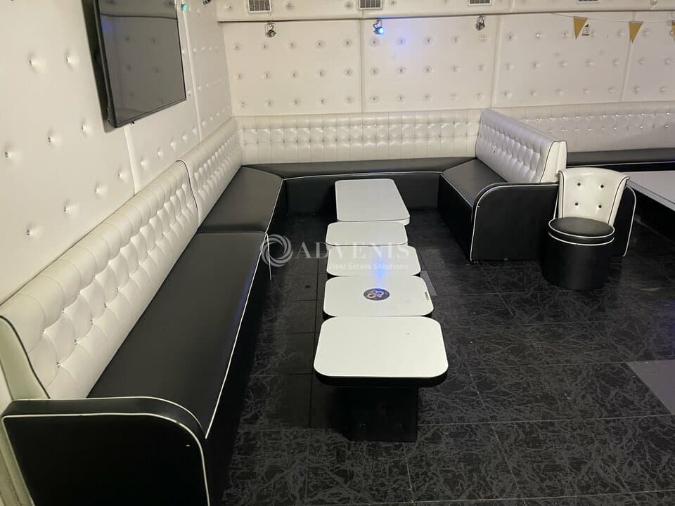 Local commercial · 200 m² · Location — photo 2