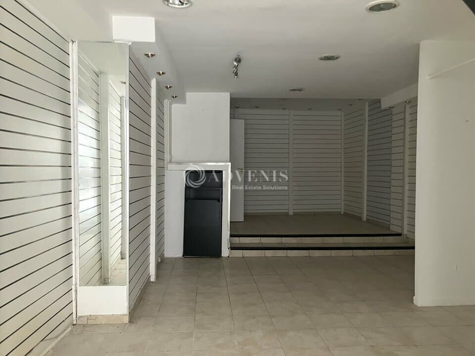 Local commercial · 39 m² · Achat des murs — photo 1