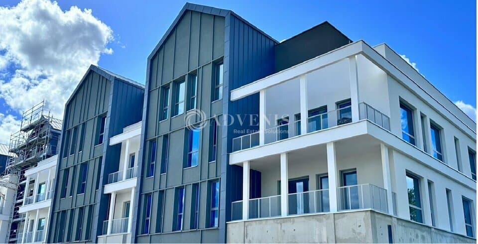 Local commercial · 679 m² · Achat des murs — photo 1