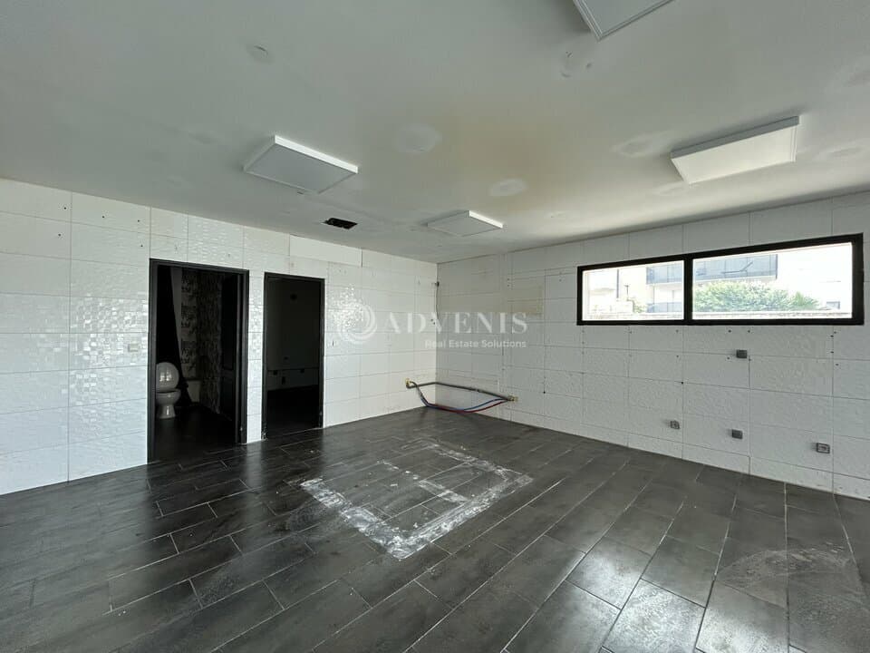 Local commercial · 70 m² · Location — photo 2