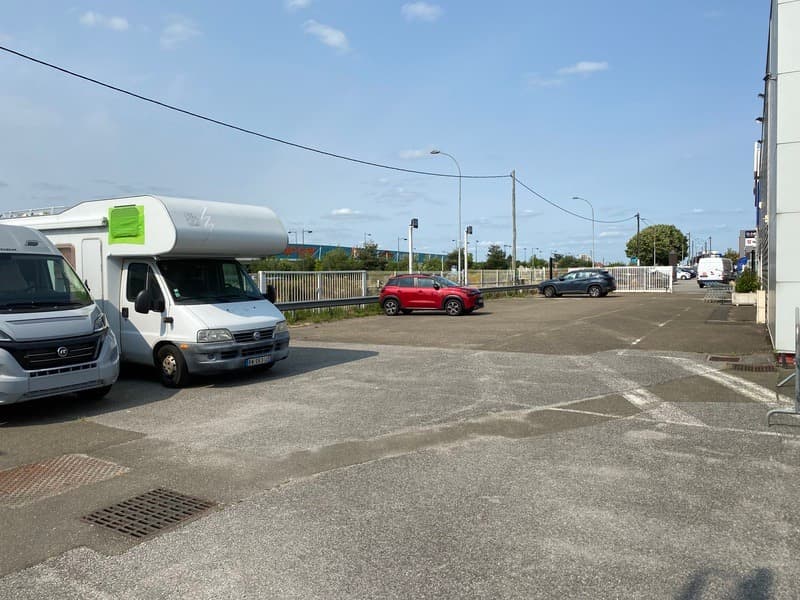 Local commercial · 20 m² · Location — photo 2