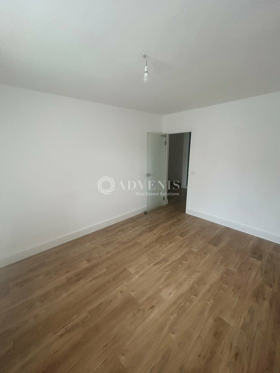 Agence d-Assurance · 63 m² · Location — photo 3