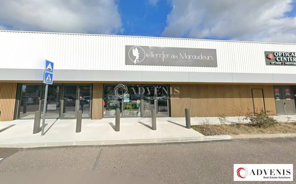 Local commercial · 360 m² · Location — photo 2