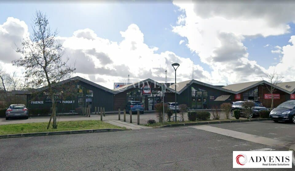 Local commercial · 282 m² · Location — photo 3