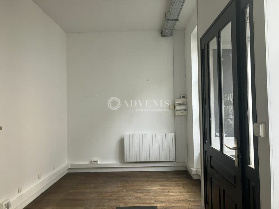 Local commercial · 55 m² · Location — photo 3