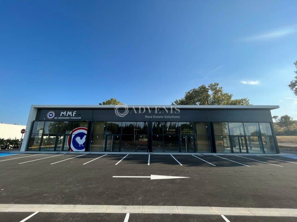 Local commercial · 200 m² · Location — photo 2