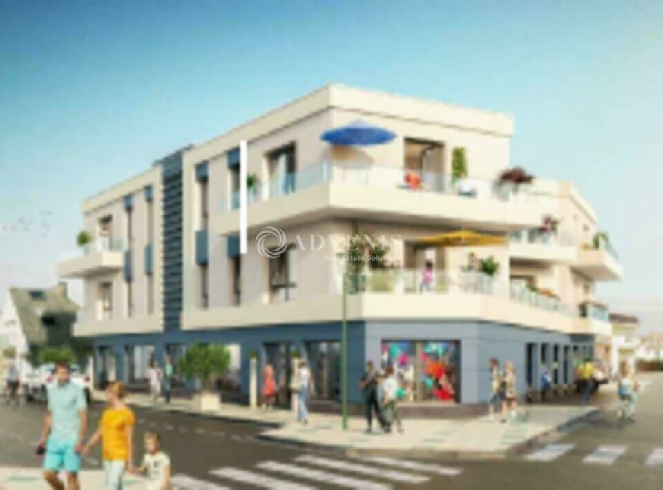 Local commercial · 44 m² · Achat des murs — photo 1