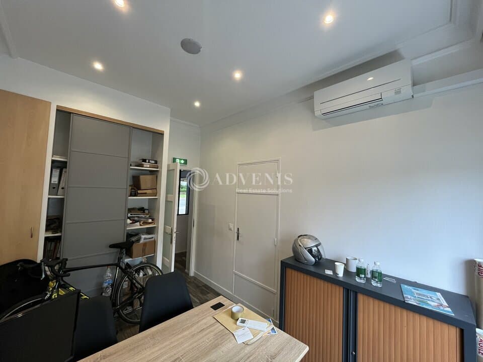 Local commercial · 50 m² · Location — photo 3