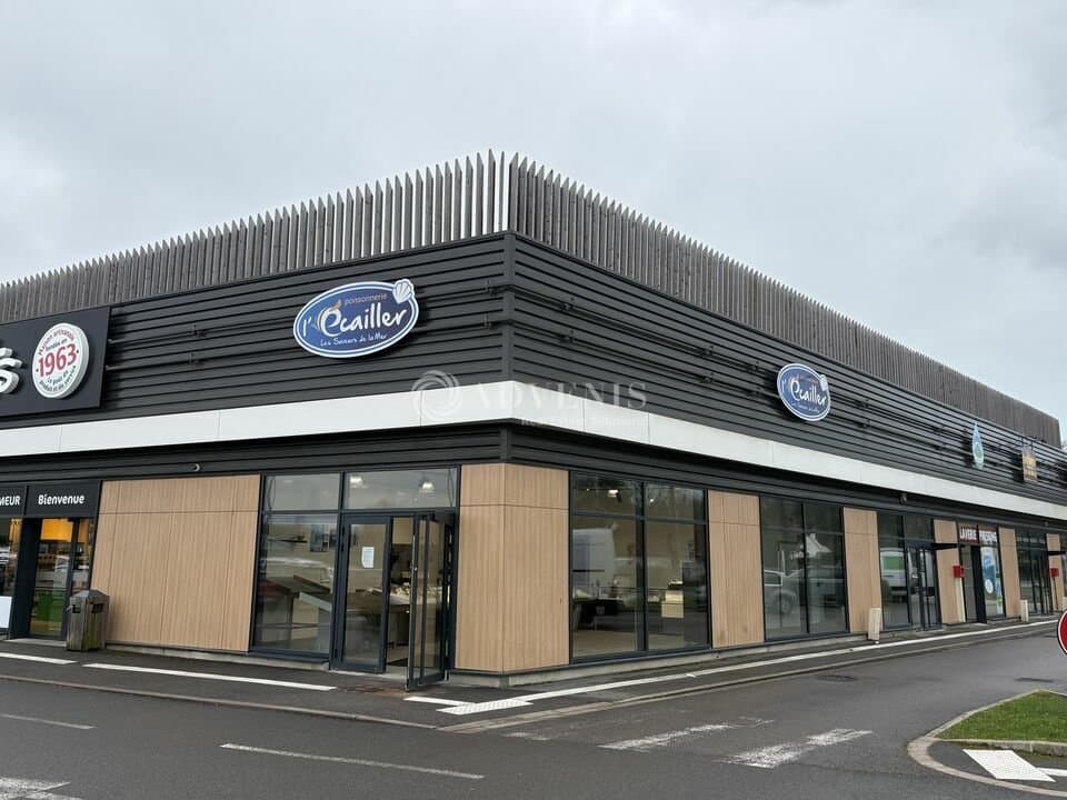 Local commercial · 120 m² · Location — photo 1