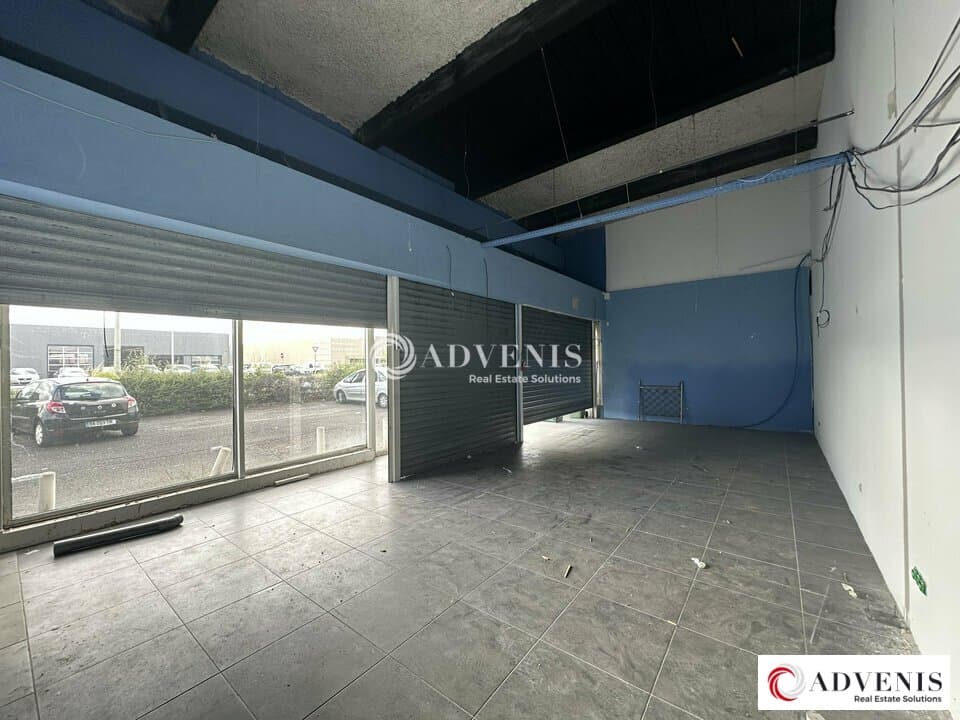 Local commercial · 400 m² · Location — photo 3
