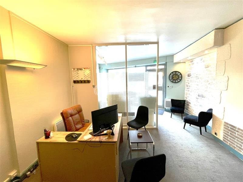 Local commercial · 39 m² · Location — photo 1