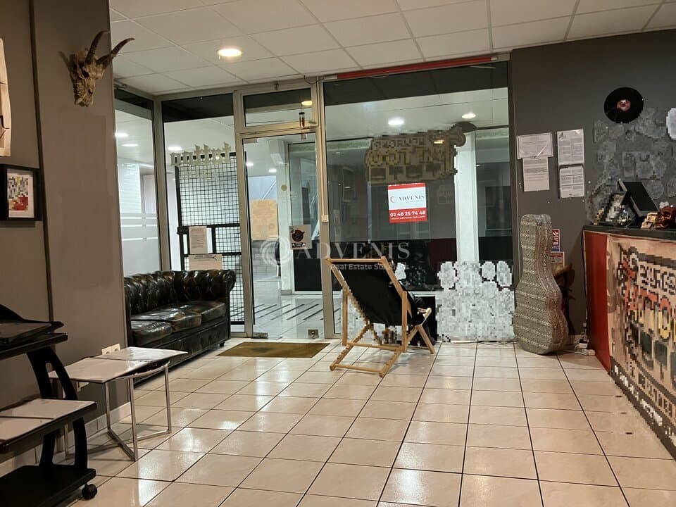 Local commercial · 72 m² · Achat des murs — photo 3