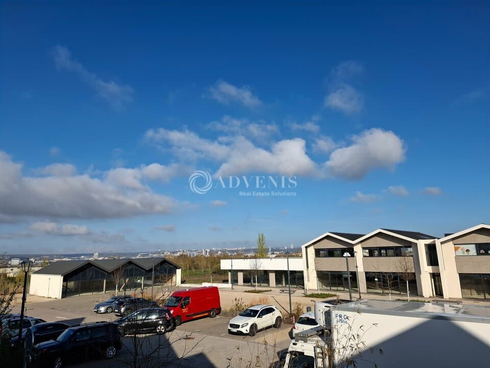 Local commercial · 213 m² · Achat des murs — photo 3