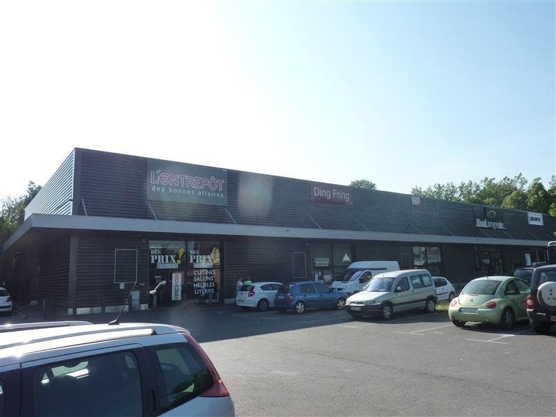 Local commercial · 519 m² · Location — photo 3