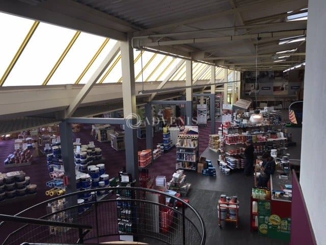 Local commercial · 900 m² · Location — photo 2