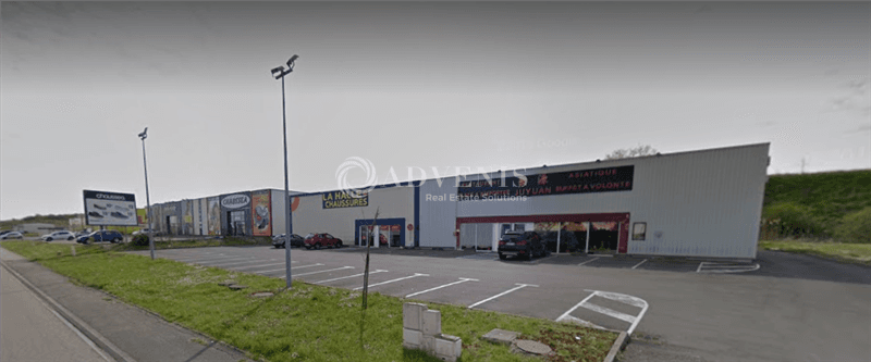 Local commercial · 600 m² · Location — photo 2