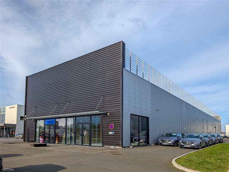 Local commercial · 337 m² · Location — photo 1