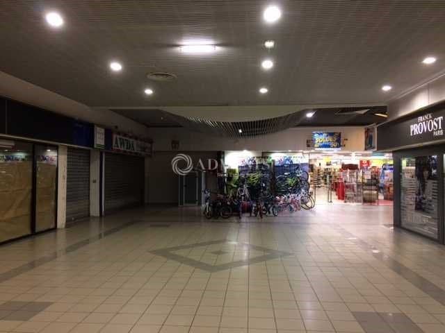 Local commercial · 285 m² · Location — photo 3