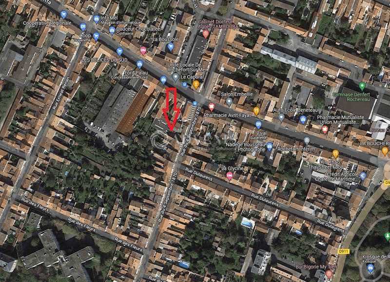 Local commercial · 585 m² · Achat des murs — photo 2
