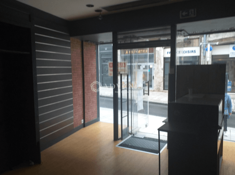 Local commercial · 80 m² · Location — photo 3