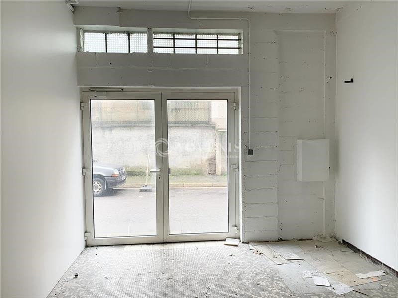 Local commercial · 620 m² · Location — photo 3