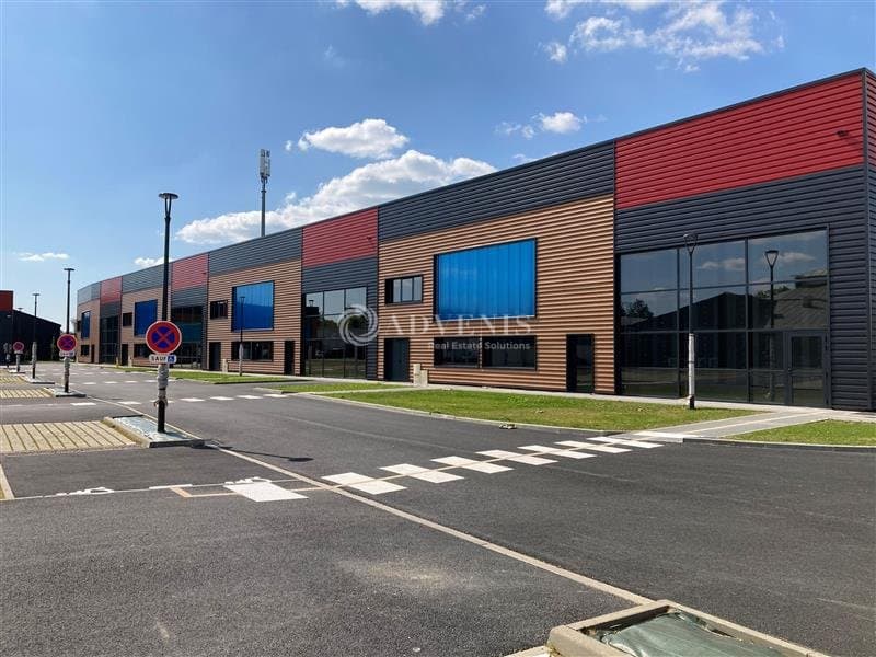 Local commercial · 1200 m² · Location — photo 1
