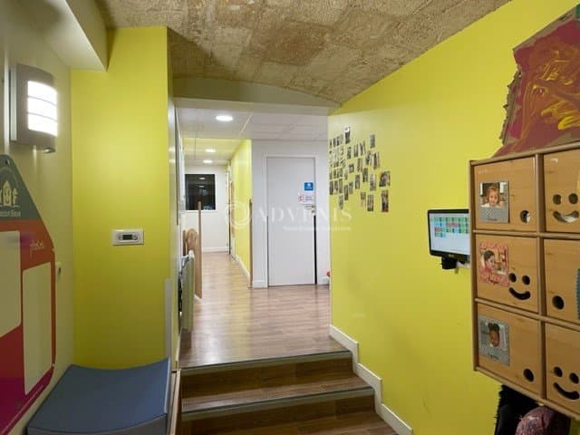Local commercial · 340 m² · Achat des murs — photo 3