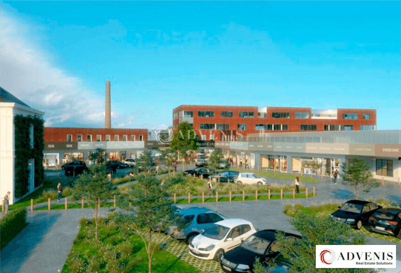 Local commercial · 726 m² · Location — photo 1