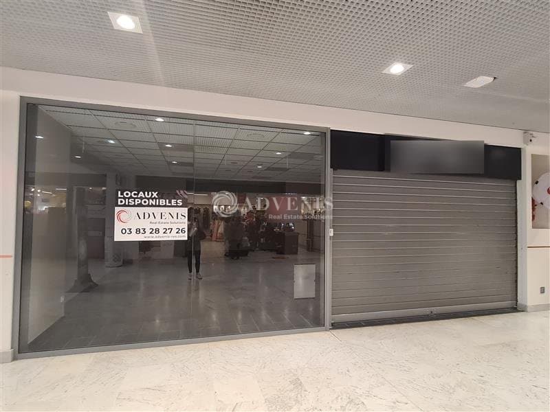 Local commercial · 70 m² · Location — photo 1