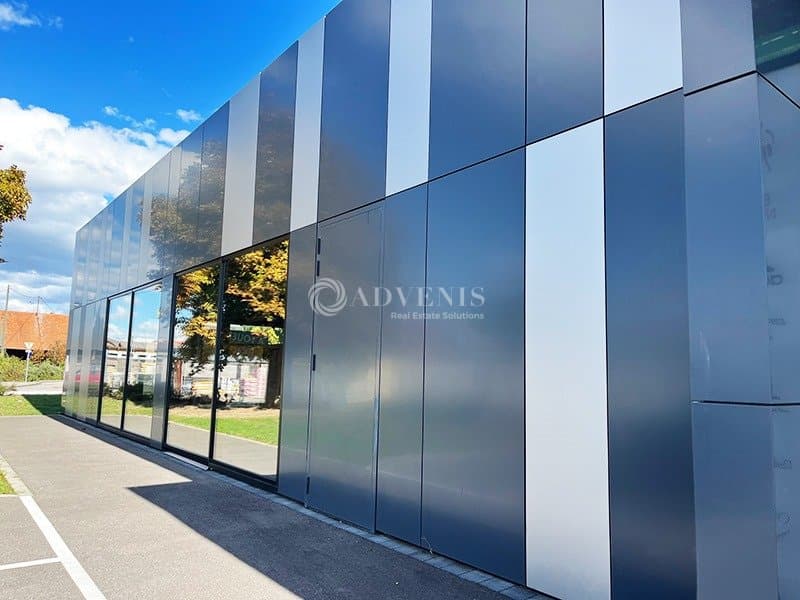 Local commercial · 300 m² · Location — photo 3