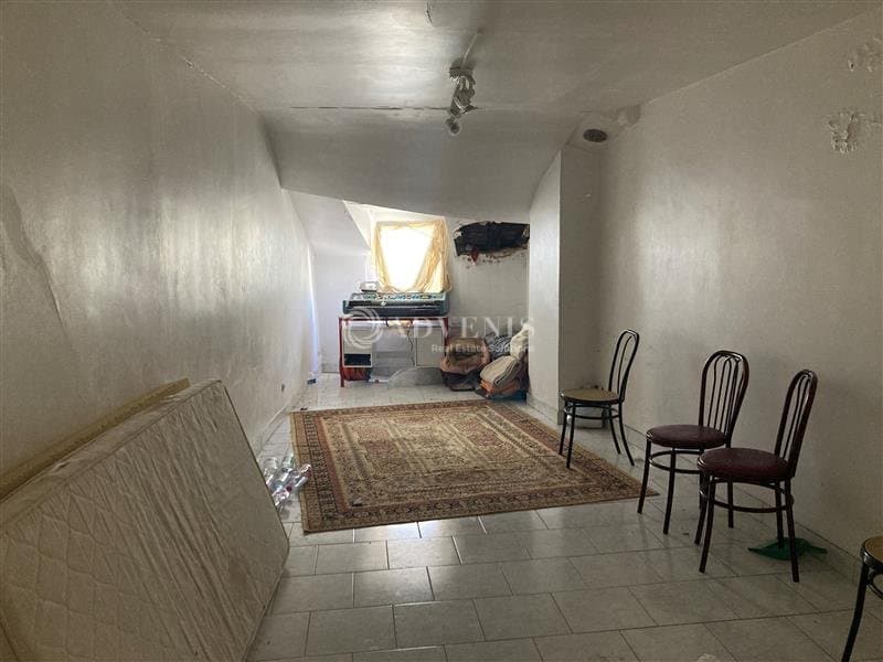 Local commercial · 100 m² · Achat des murs — photo 3