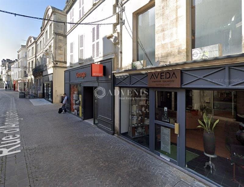 Local commercial · 90 m² · Location — photo 1