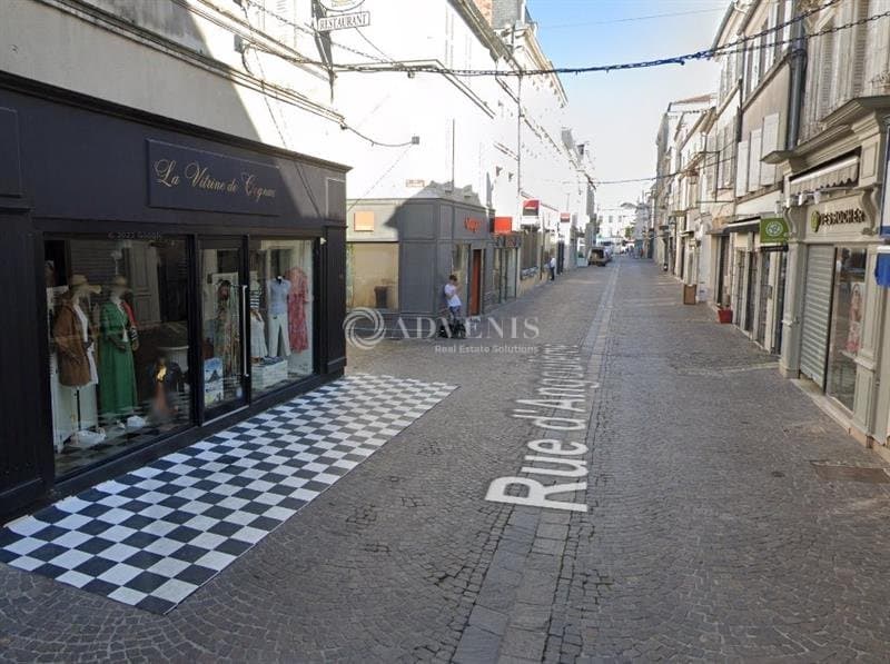 Local commercial · 90 m² · Location — photo 2