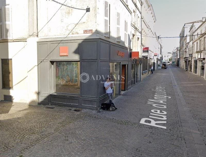 Local commercial · 90 m² · Location — photo 3