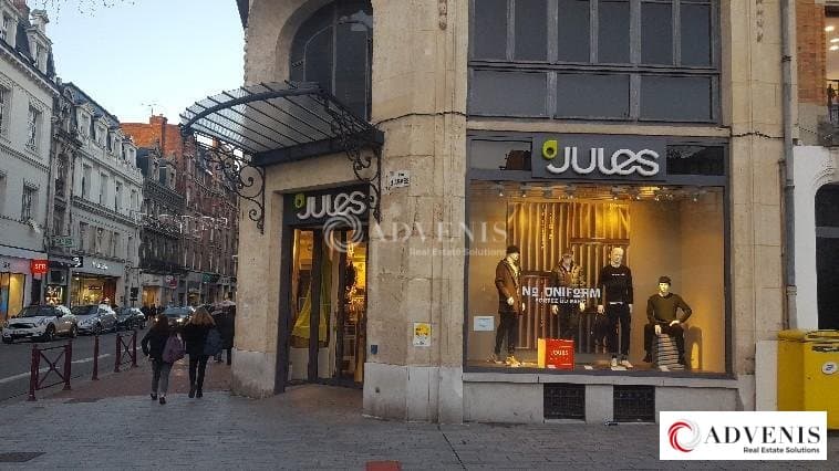 Local commercial · 279 m² · Location — photo 1