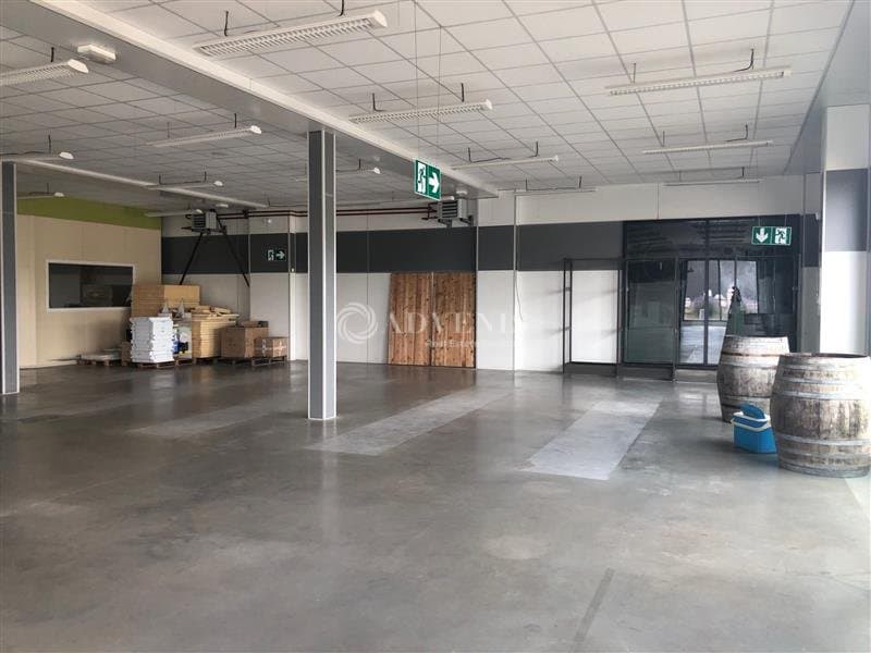 Local commercial · 400 m² · Location — photo 1