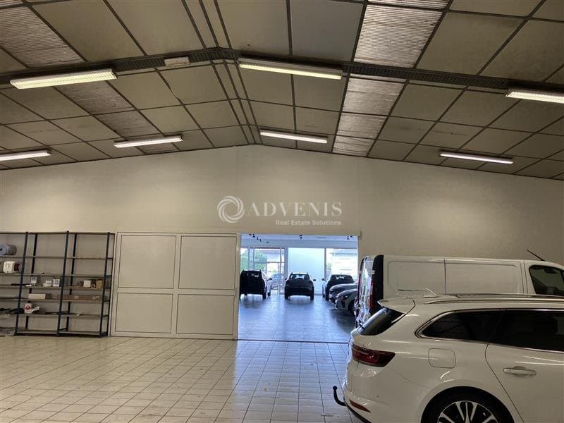 Local commercial · 1870 m² · Achat des murs — photo 2