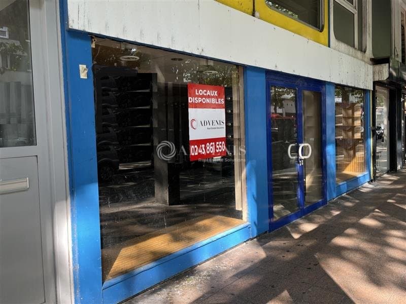 Local commercial · 200 m² · Location — photo 2
