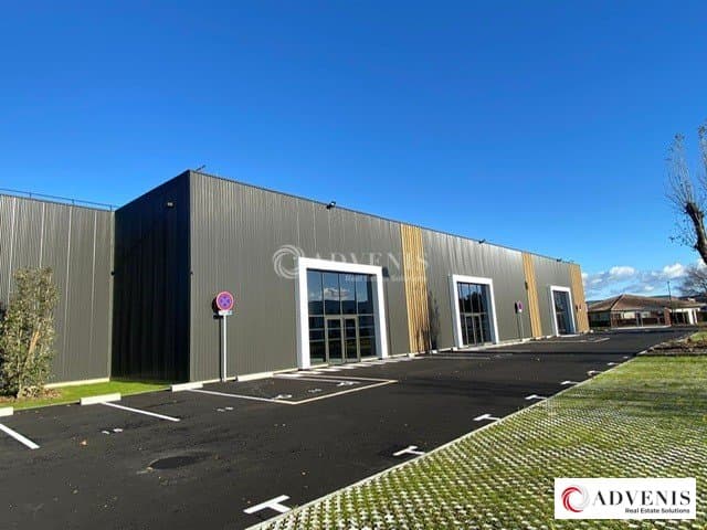 Local commercial · 2316 m² · Location — photo 1