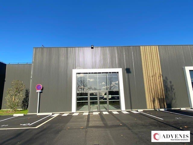 Local commercial · 2316 m² · Location — photo 2
