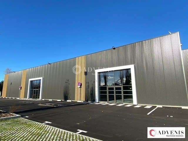 Local commercial · 2316 m² · Location — photo 3