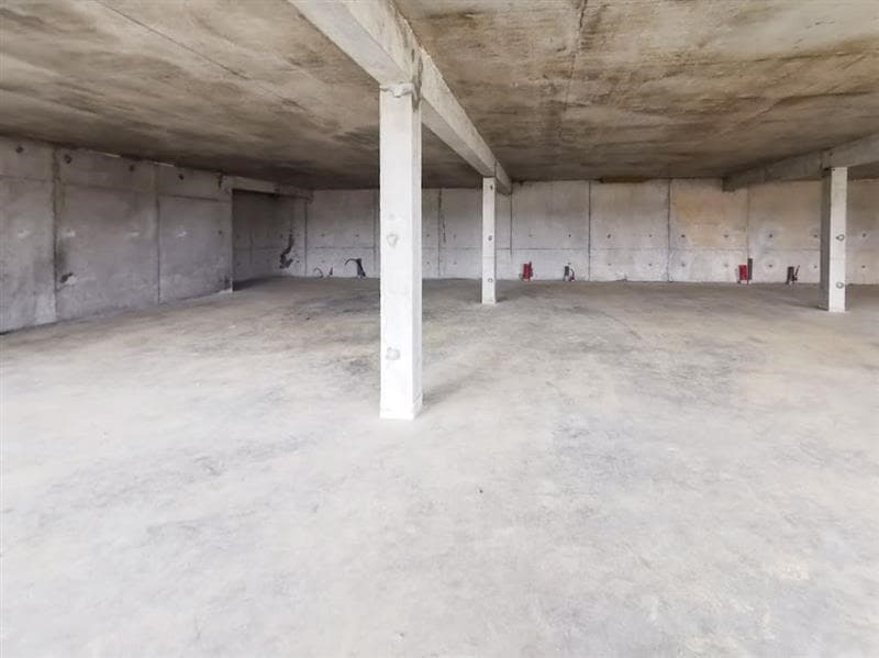 Local commercial · 300 m² · Achat des murs — photo 1