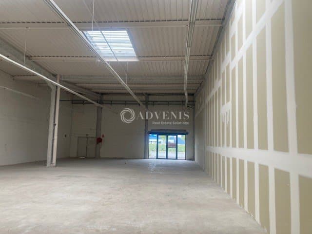 Local commercial · 400 m² · Location — photo 1