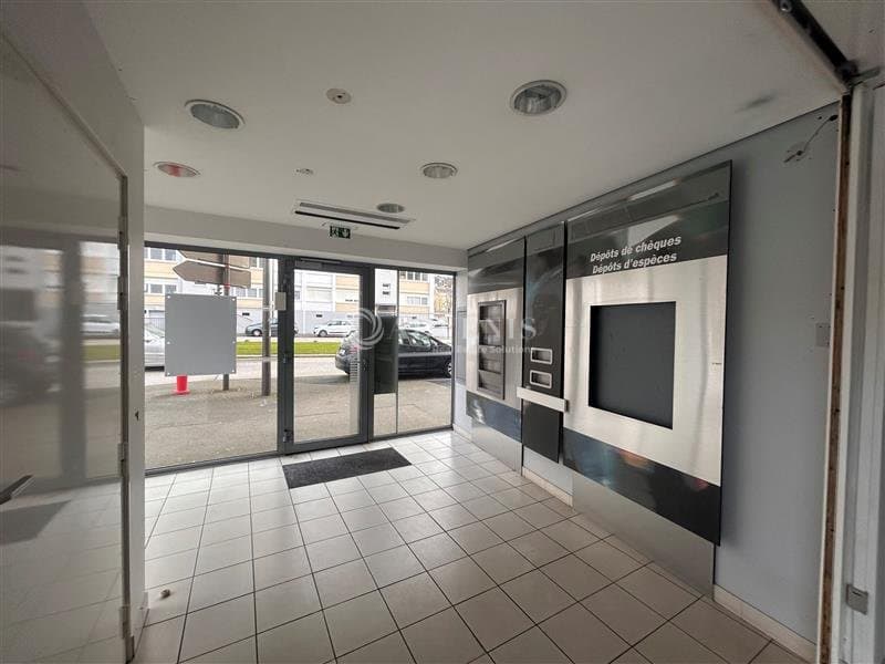 Local commercial · 188 m² · Achat des murs — photo 2